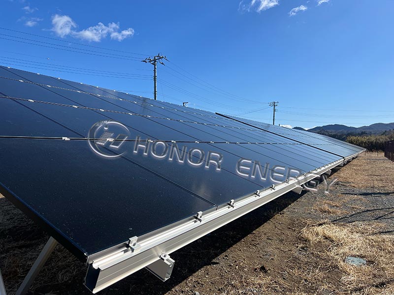 تکمیل موفقیت آمیز پروژه سیستم نصب زمینی خورشیدی 700 کیلووات در سندای، ژاپن